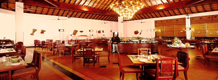 1130/Abad Whispering Palms Lake Resort - Kumarakom 05.jpg